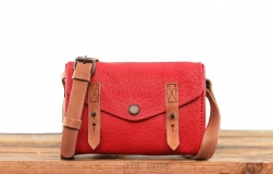 Le Mini Indispensable - Red